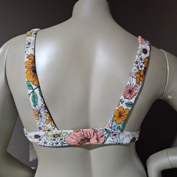 Raisins Textured Island Bikini Top - Picture 3 of 7